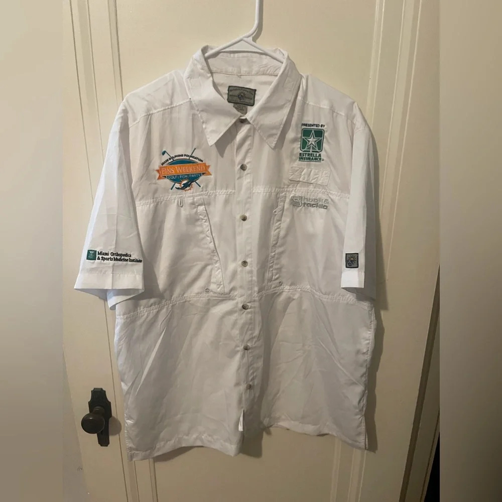 Hook & Tackle Fins weekend Fishing Gear Fishing Shirt. Large
